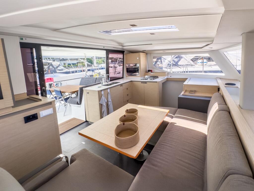 Fountaine Pajot Isla 40 Portofino