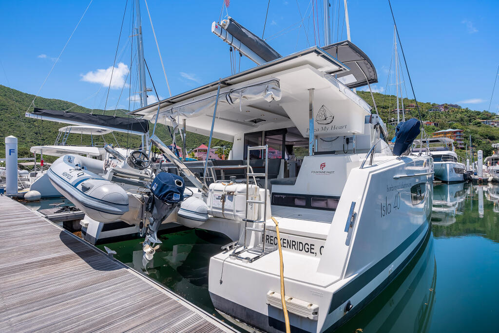 Fountaine Pajot Isla 40 Pizza My Heart