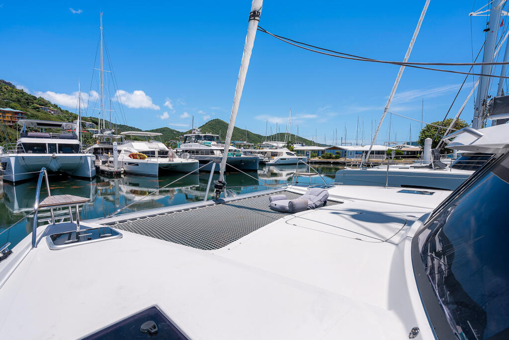 Fountaine Pajot Isla 40 Pizza My Heart