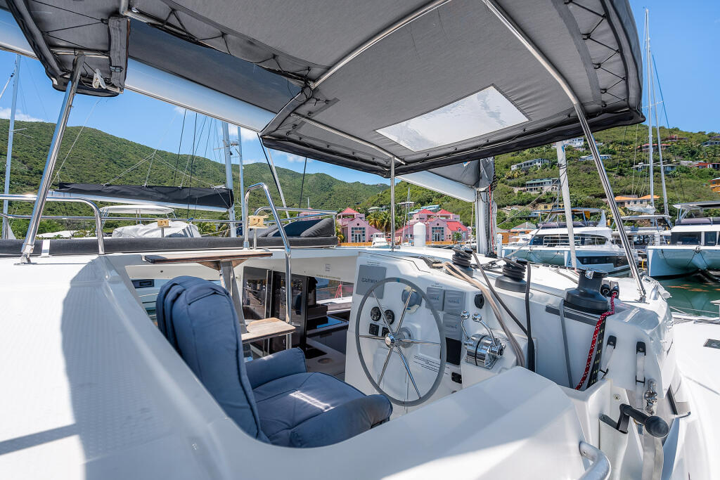 Fountaine Pajot Isla 40 Pizza My Heart