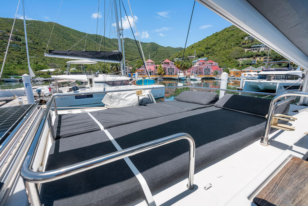 Fountaine Pajot Isla 40 Pizza My Heart