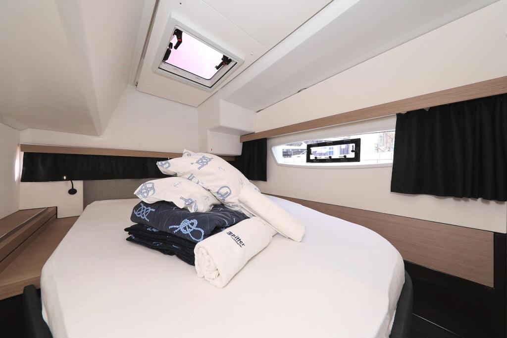 Fountaine Pajot Lucia 40 Felicitas II