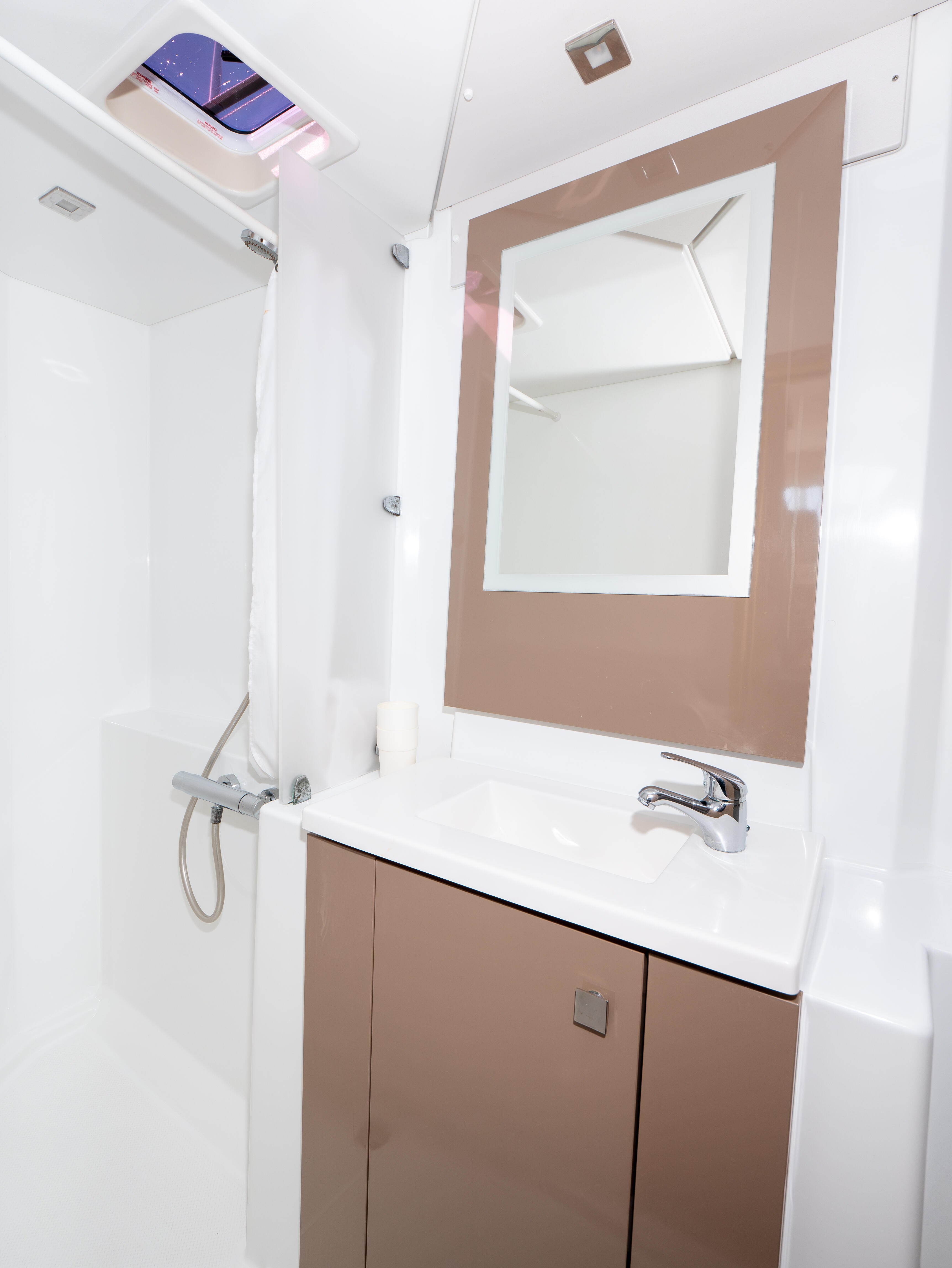 Fountaine Pajot Lucia 40 Luce