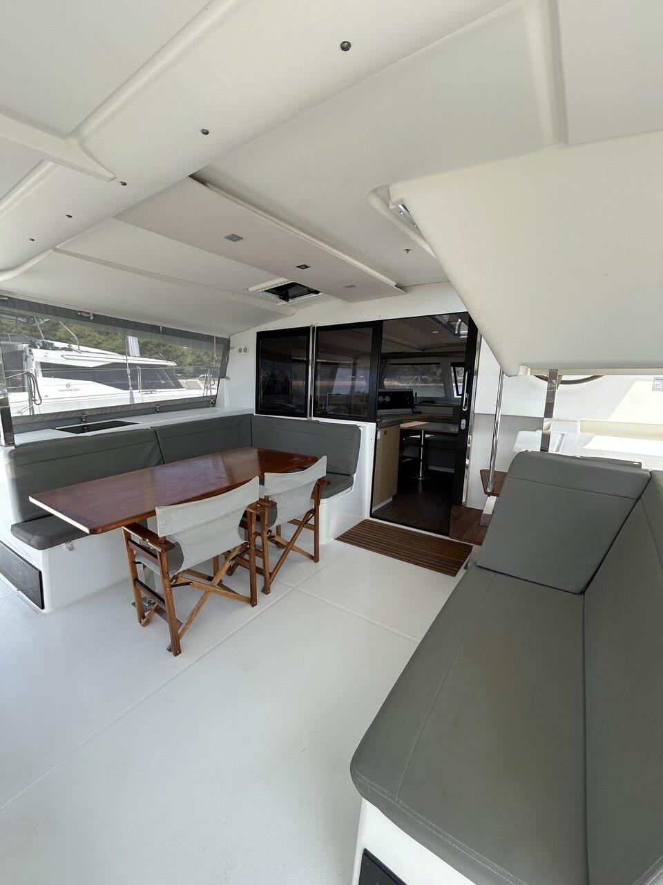 Fountaine Pajot Lucia 40 Go Earth I