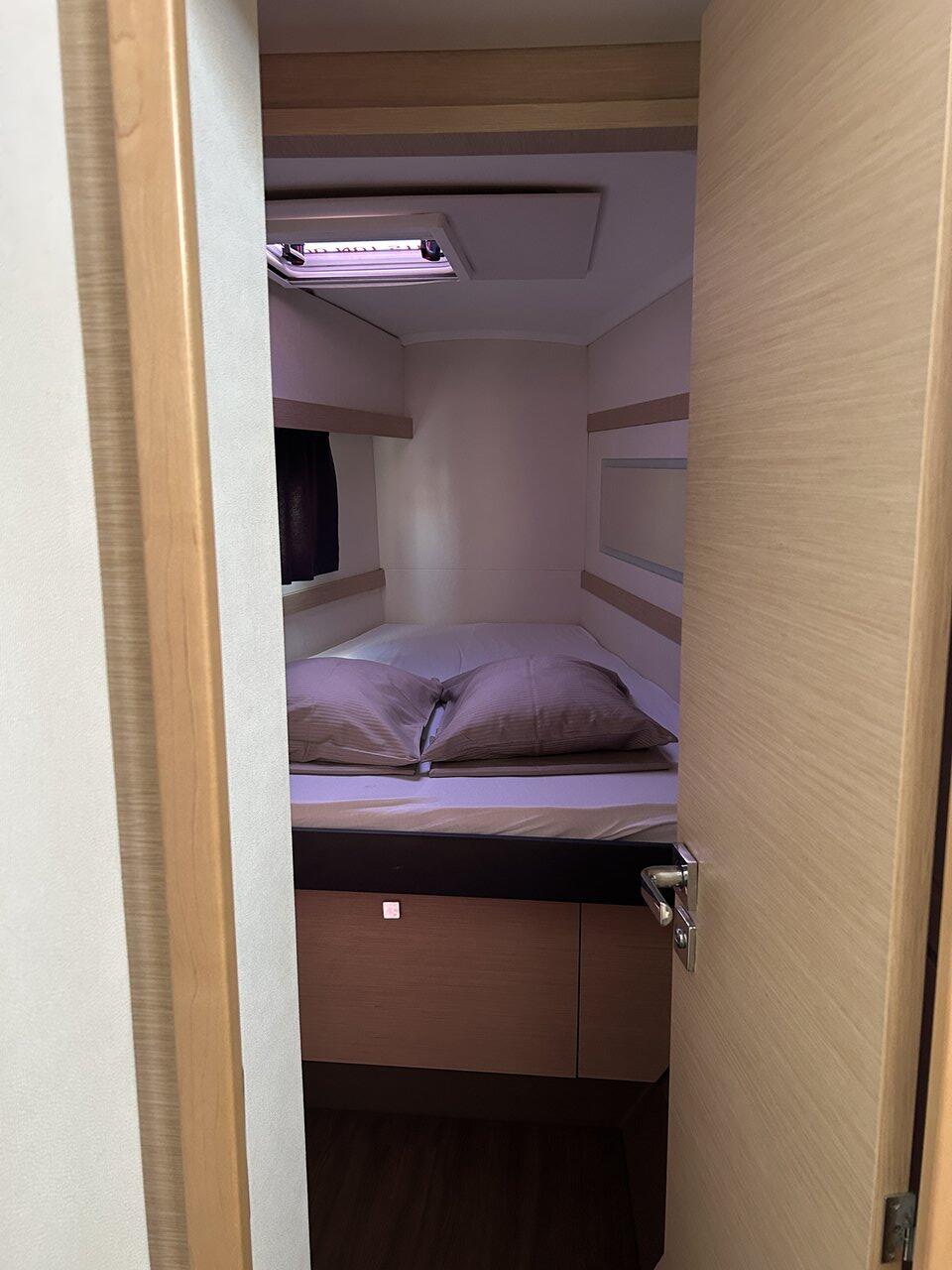 Fountaine Pajot Lucia 40 Go Earth I