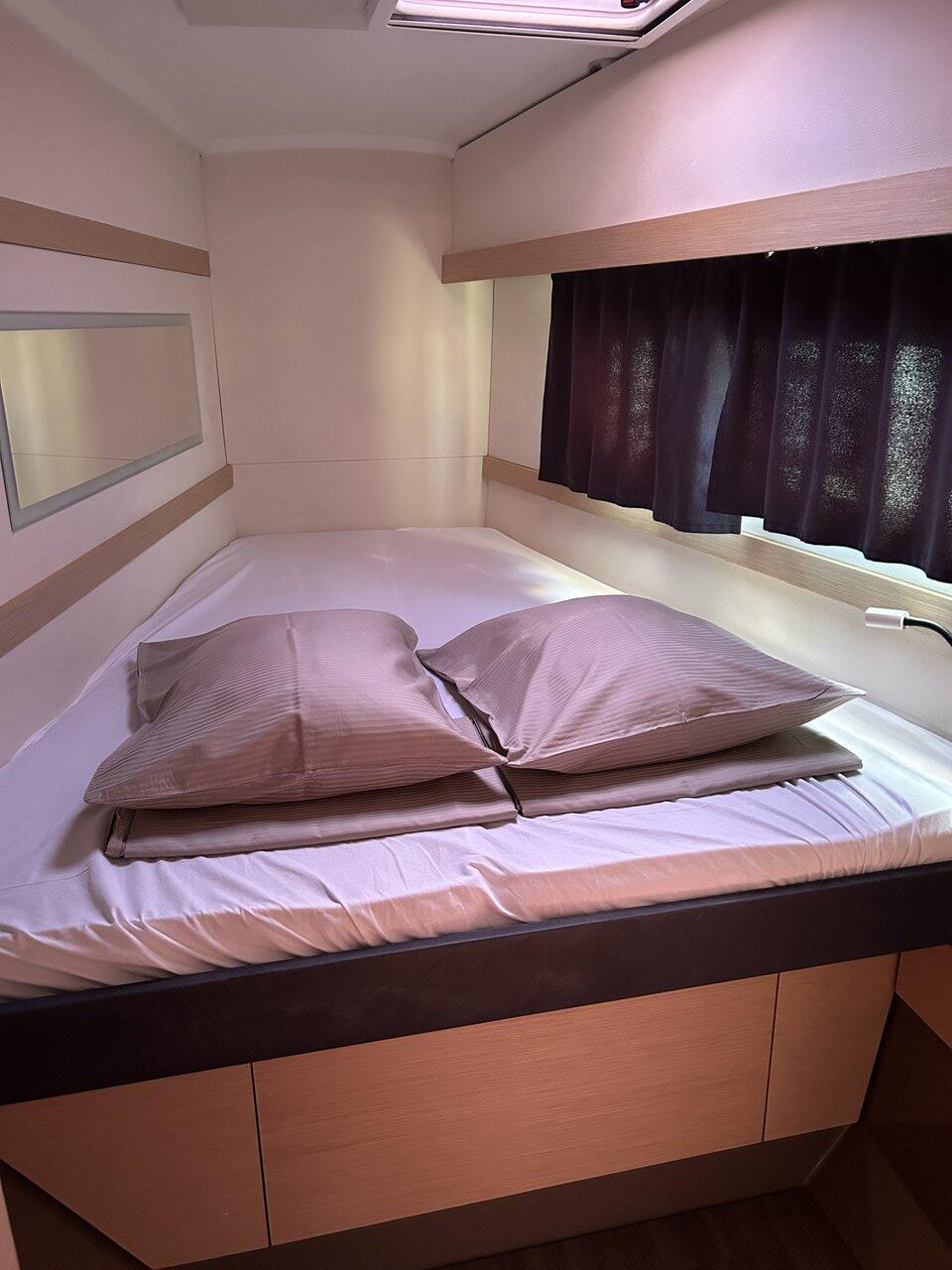 Fountaine Pajot Lucia 40 Go Earth I