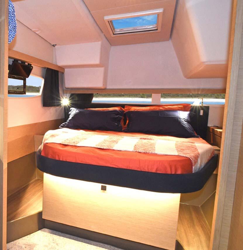 Fountaine Pajot Lucia 40 Luna Rossa II