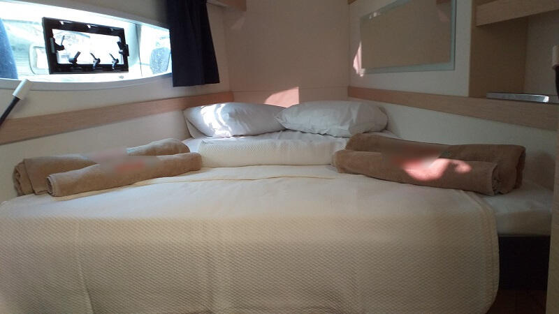 Fountaine Pajot Lucia 40 El Camino