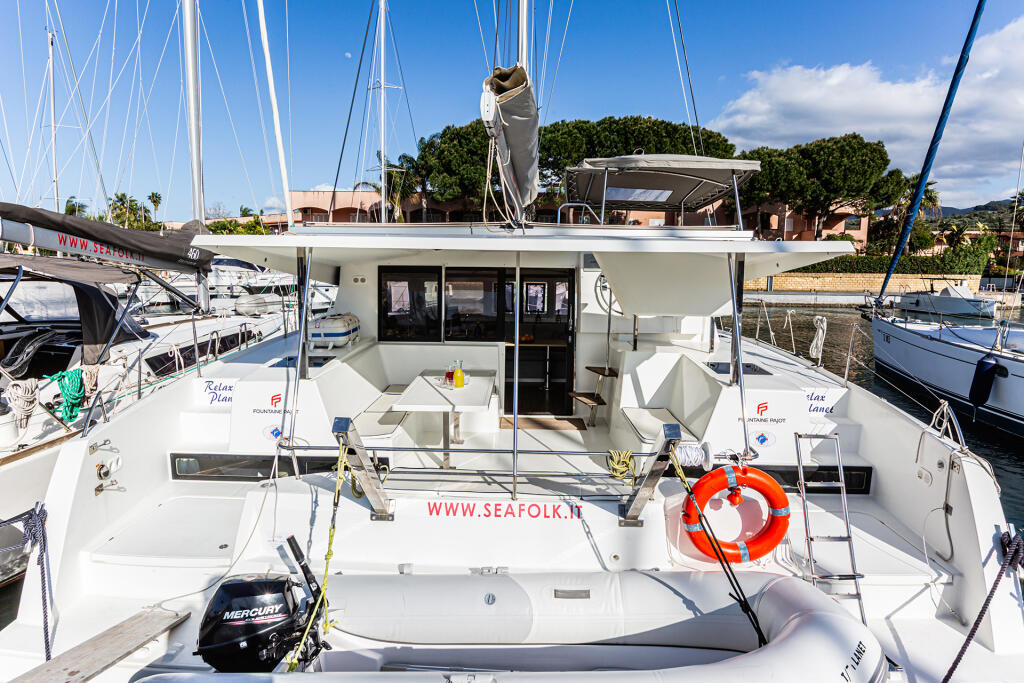 Fountaine Pajot Lucia 40 Relax Planet