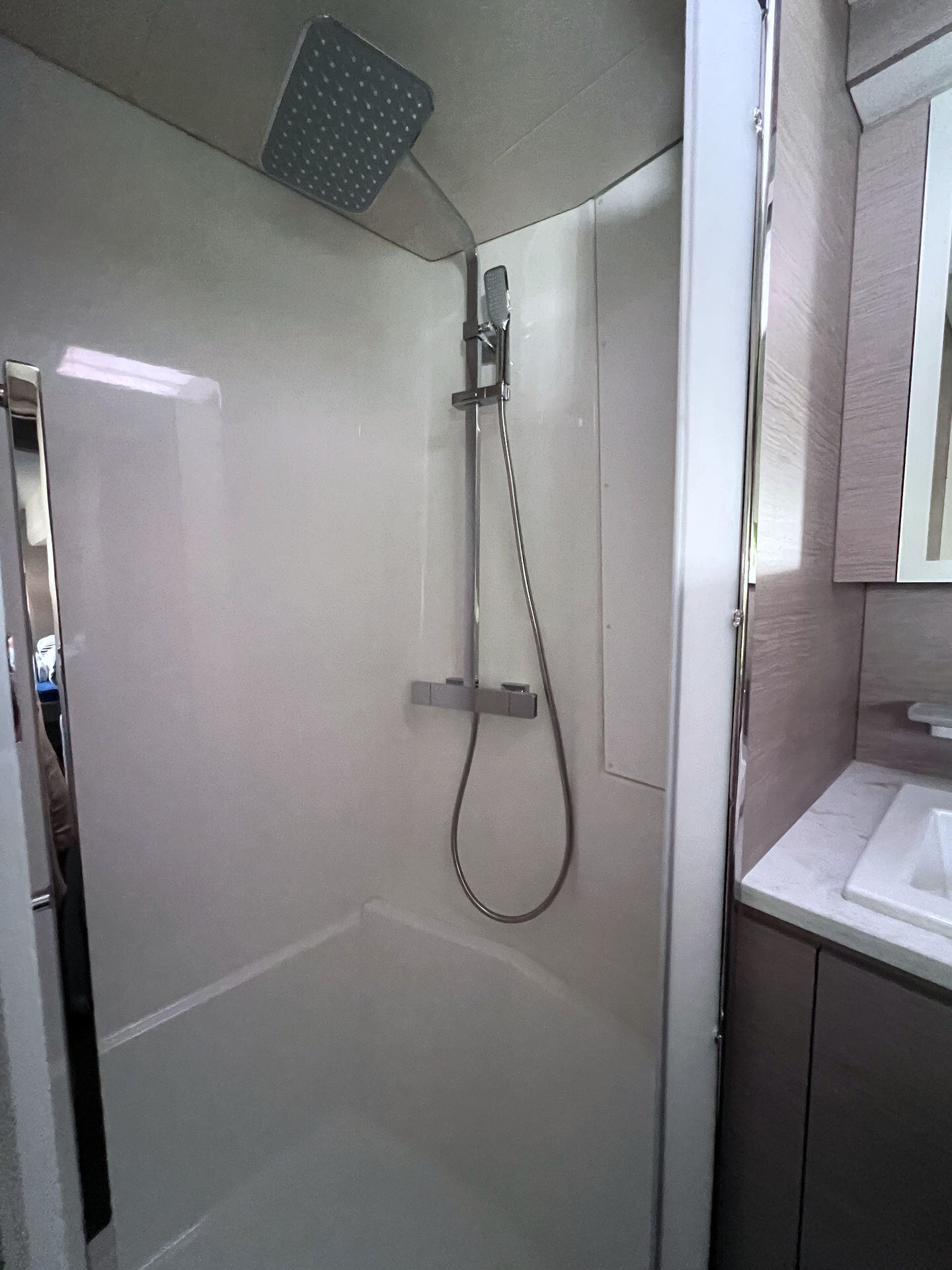 Fountaine Pajot MY6 Mamma Mia