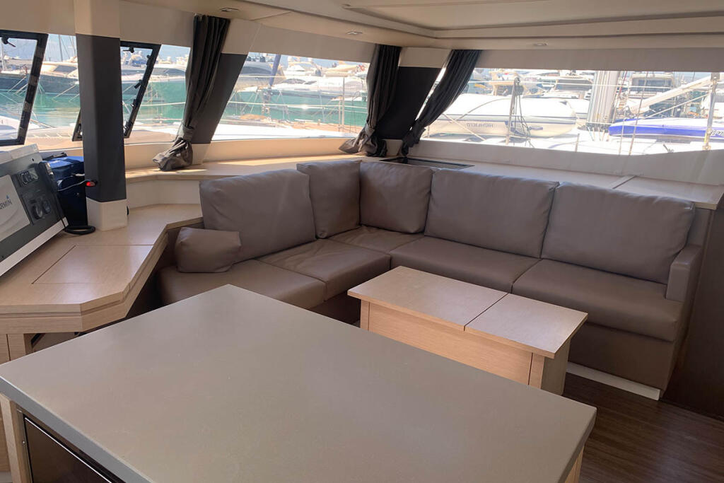 Fountaine Pajot Saba 50 Waterloo