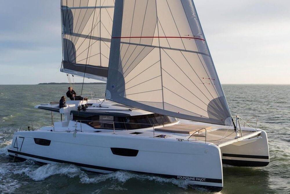 Fountaine Pajot Saona 47 Quintet Red Rose