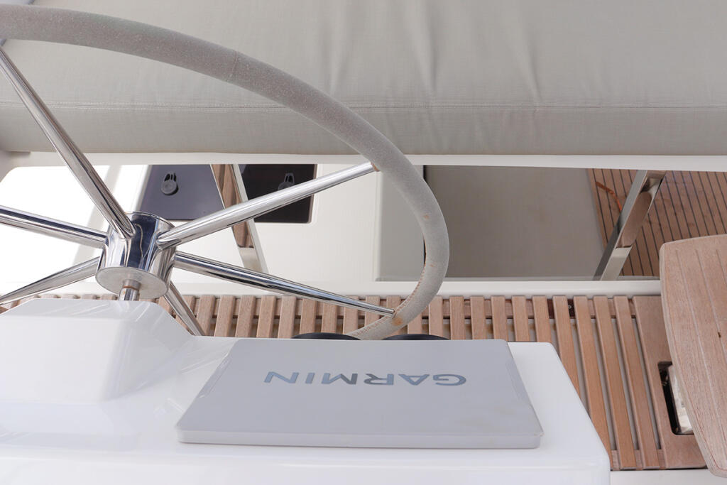 Fountaine Pajot Tanna 47 No Shoes_X