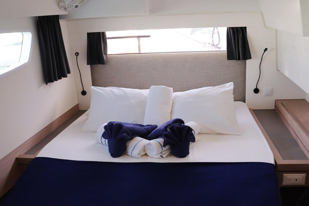 Fountaine Pajot Tanna 47 No Shoes_X