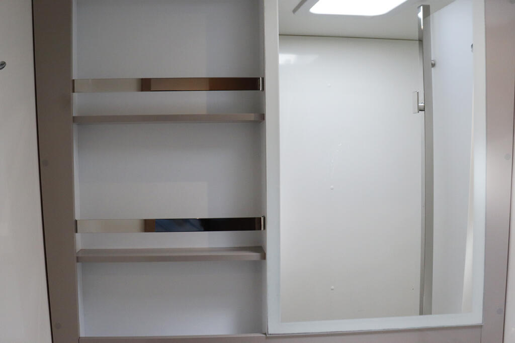 Fountaine Pajot Tanna 47 No Shoes_X
