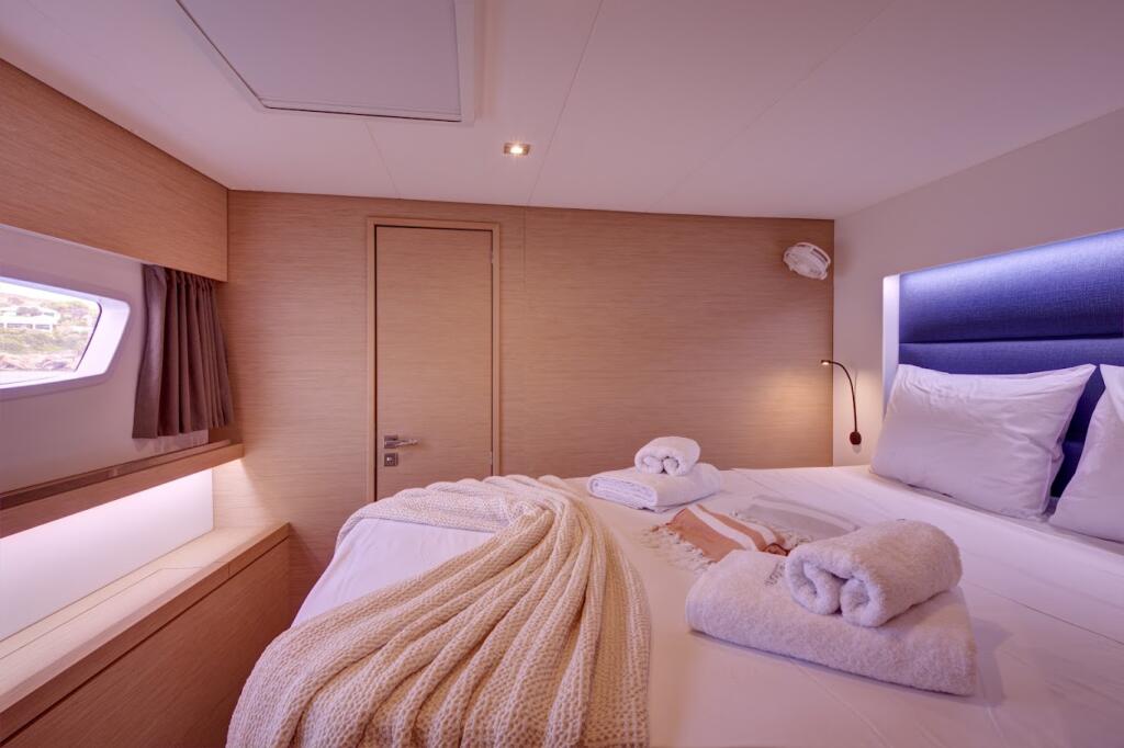 Fountaine Pajot Tanna 47 Helidoni
