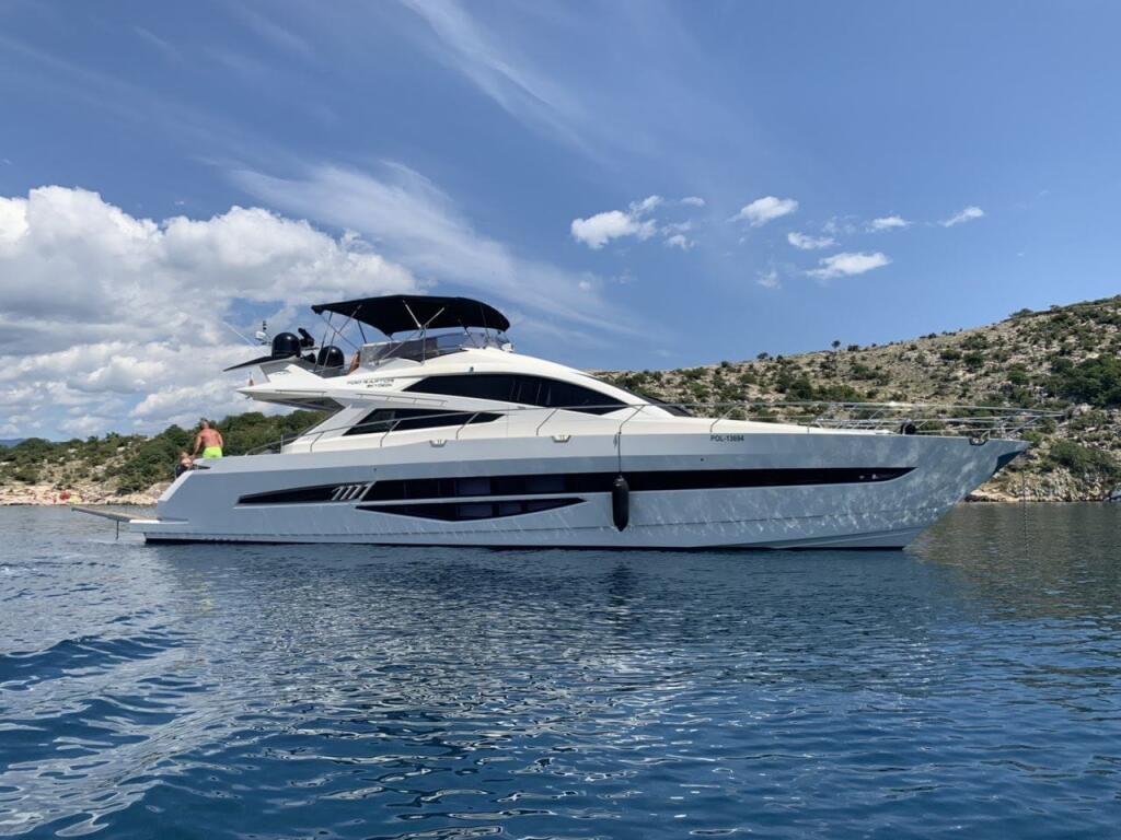 Galeon 700 Skydeck Obession Two