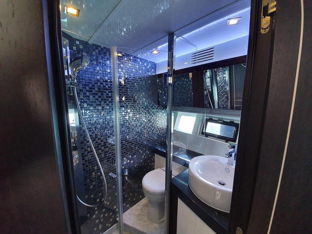 Galeon 700 Skydeck Obession Two