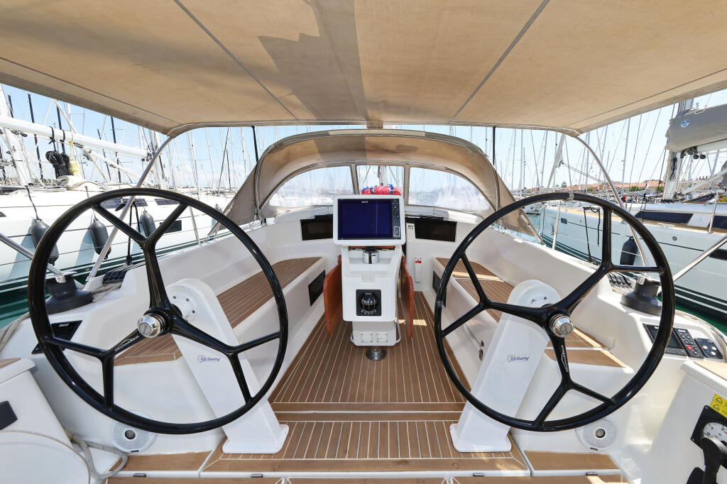 Hanse 388 Brukus