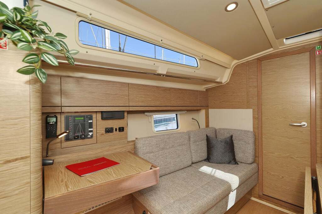 Hanse 388 Brukus