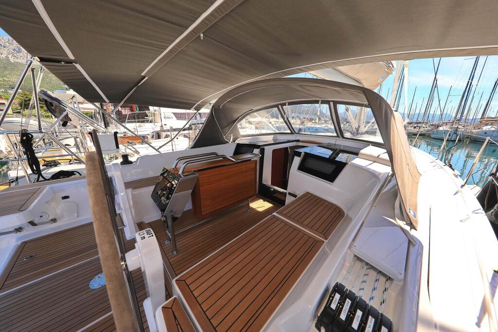 Hanse 388 Free Spirit