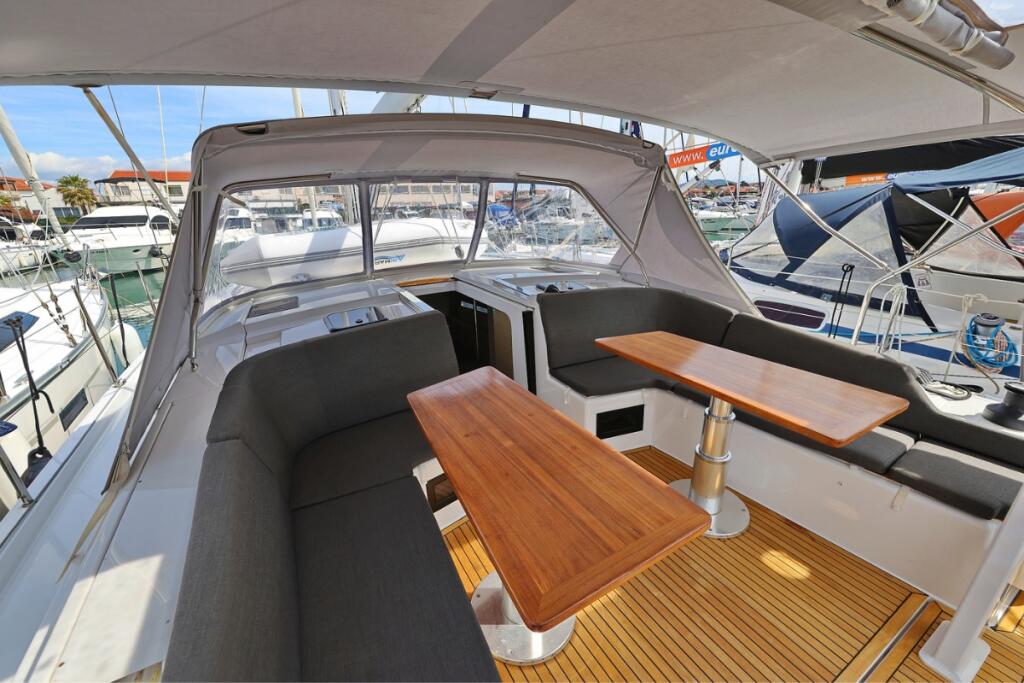 Hanse 410 Taja