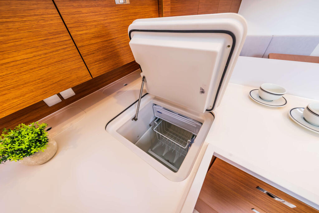 Hanse 410 Spark