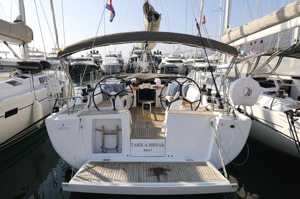 Hanse 415 take a break