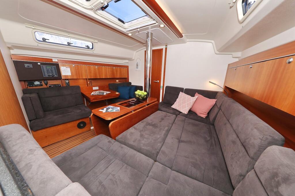 Hanse 415 Luna