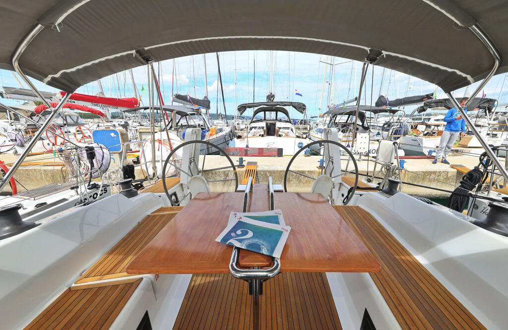 Hanse 418 Leia