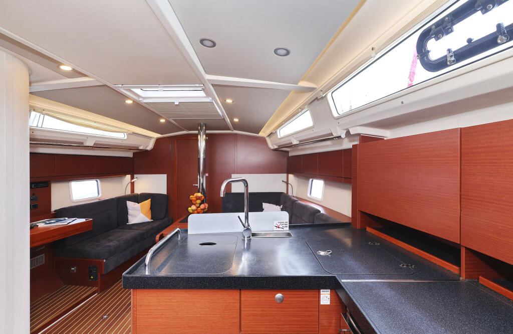 Hanse 418 Leia