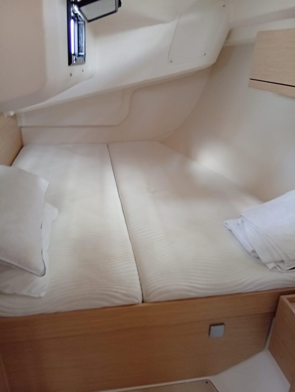 Hanse 418 Eleni