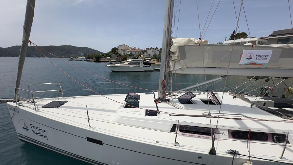 Hanse 445 Draco