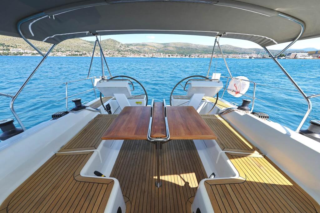 Hanse 455 Scarlett