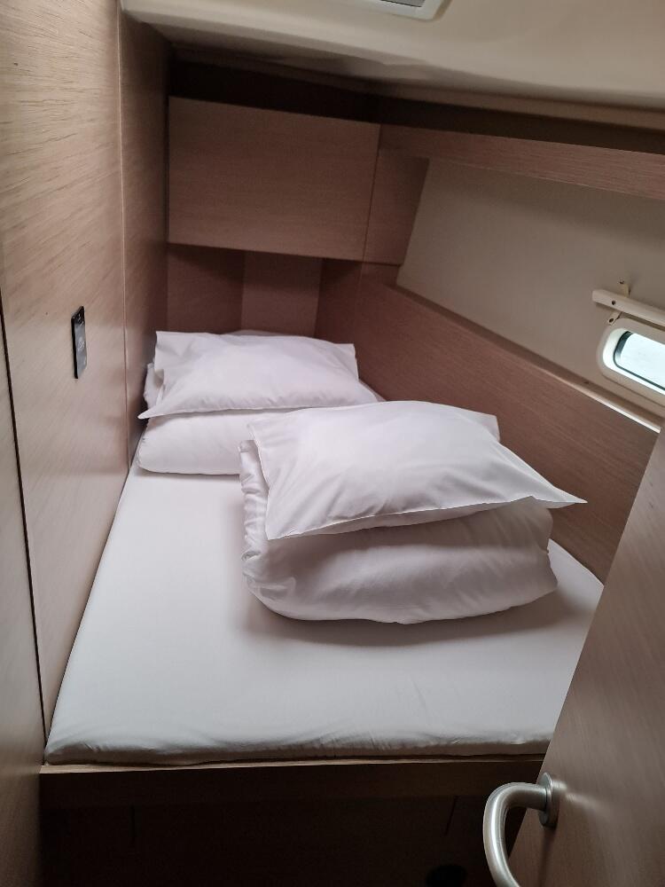 Hanse 458 Ariel