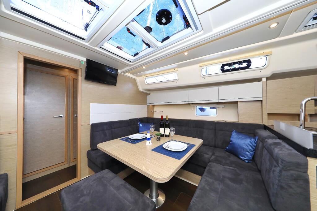 Hanse 458 Adagio