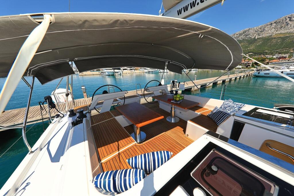 Hanse 460 Miss Moneypenny - OW