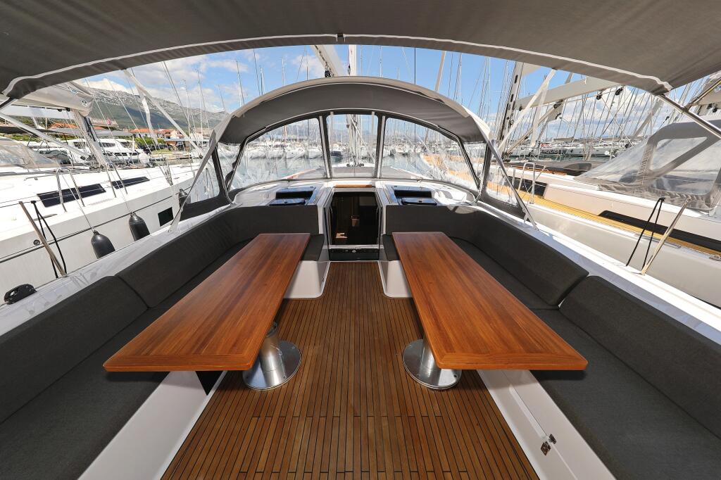 Hanse 548 Stargazing