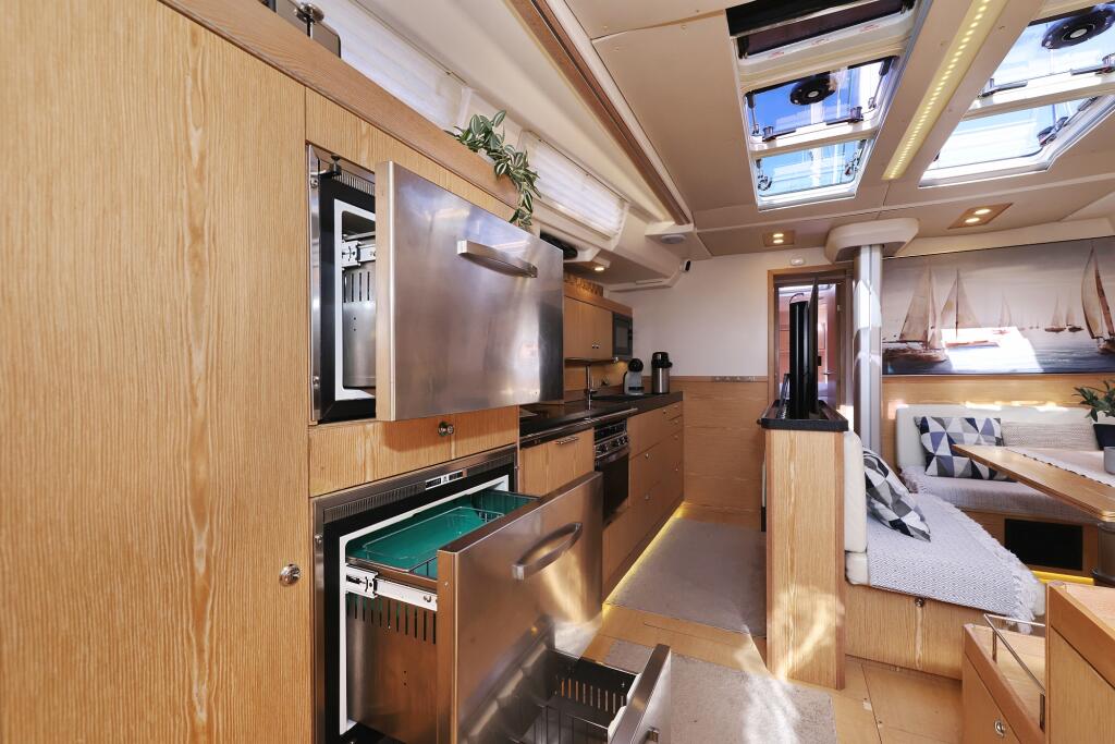Hanse 575 Amethyst