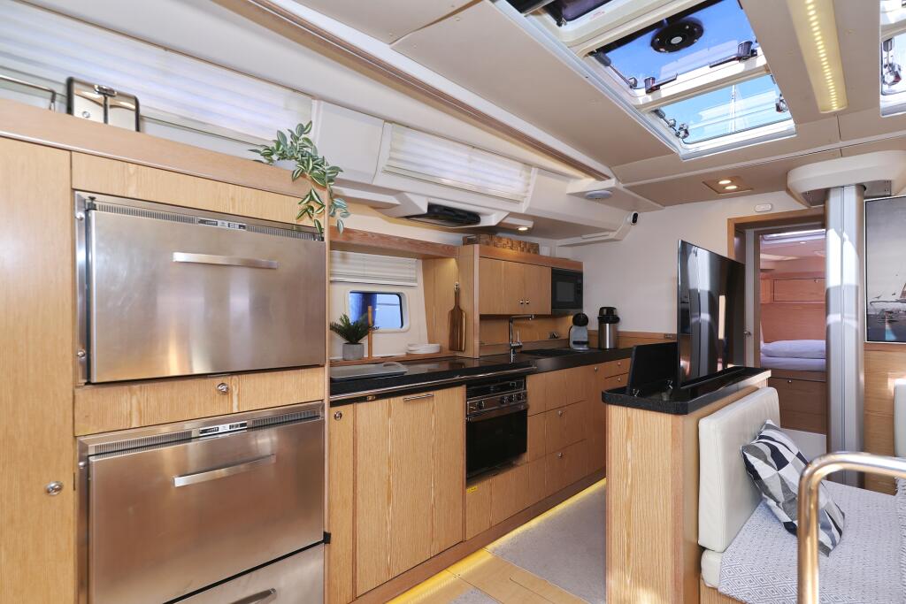 Hanse 575 Amethyst