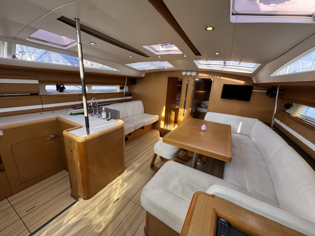 Jeanneau 53 Trinity