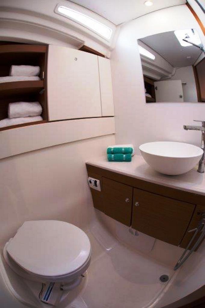 Jeanneau 54 Pelagic Sail