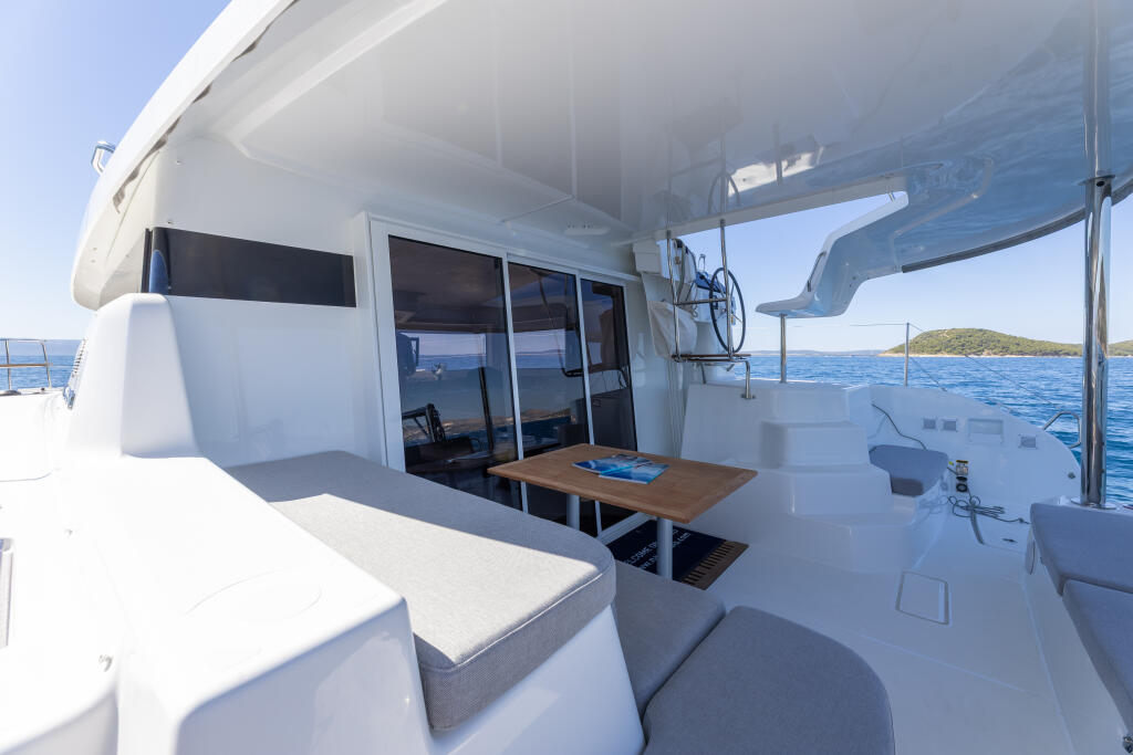 Lagoon 38 Furia