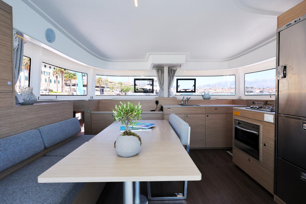 Lagoon 38 Furia