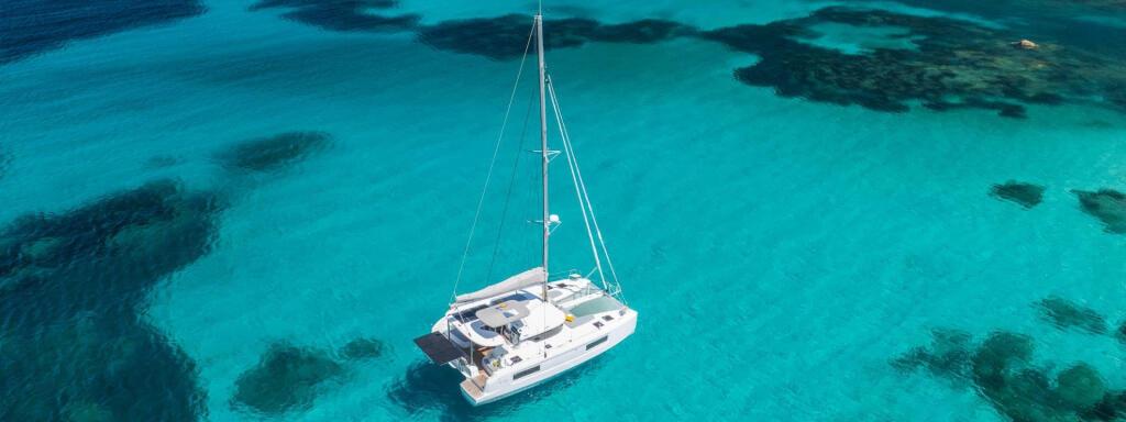 Lagoon 38 Blue Horizon