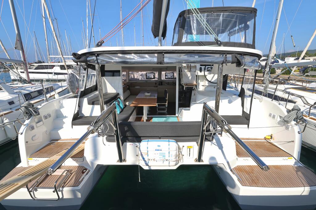 Lagoon 38 Nami