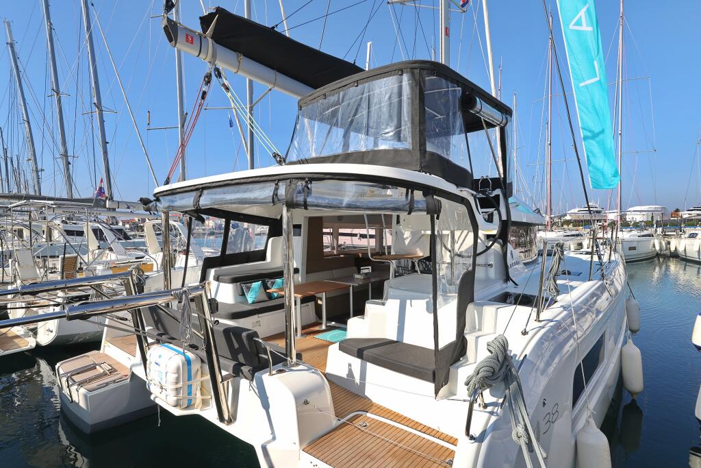 Lagoon 38 Nami