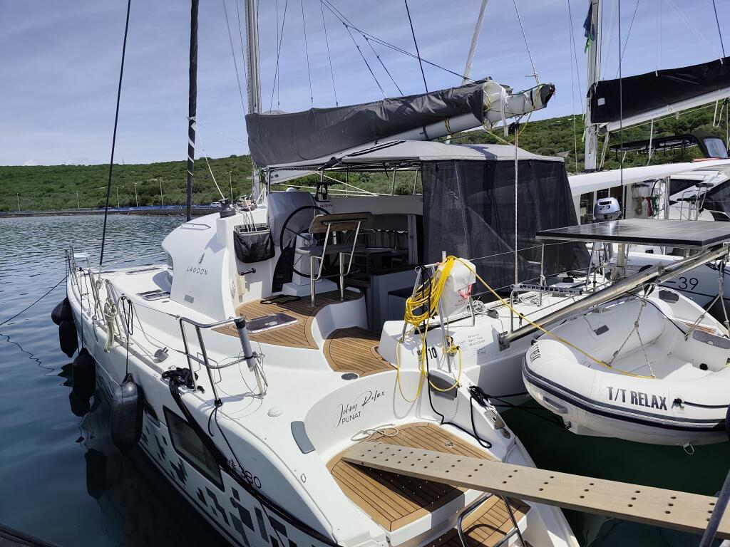 Lagoon 380 S2 Relax