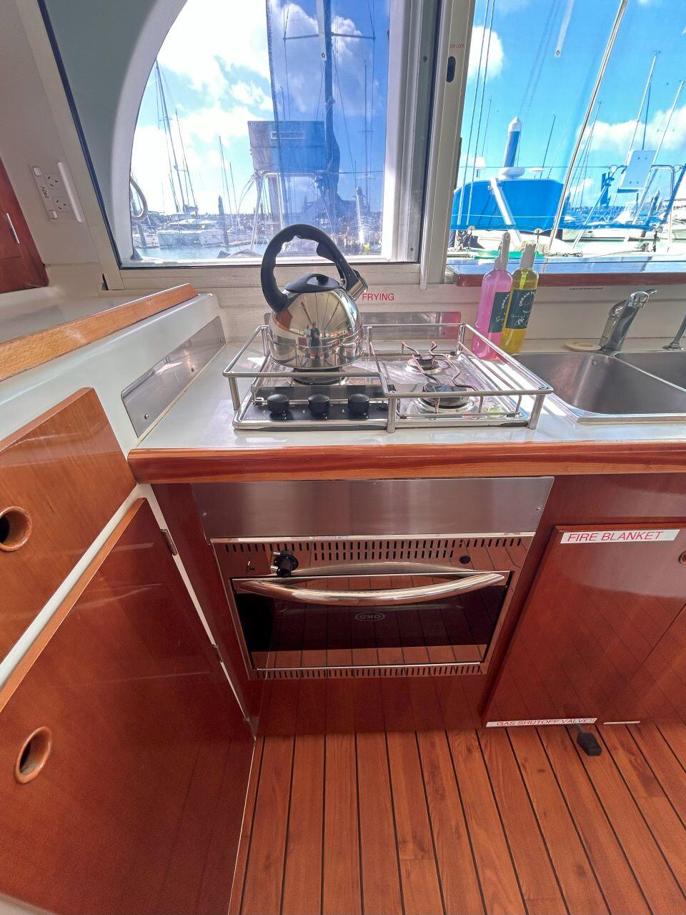 Lagoon 380 LUNASEA 