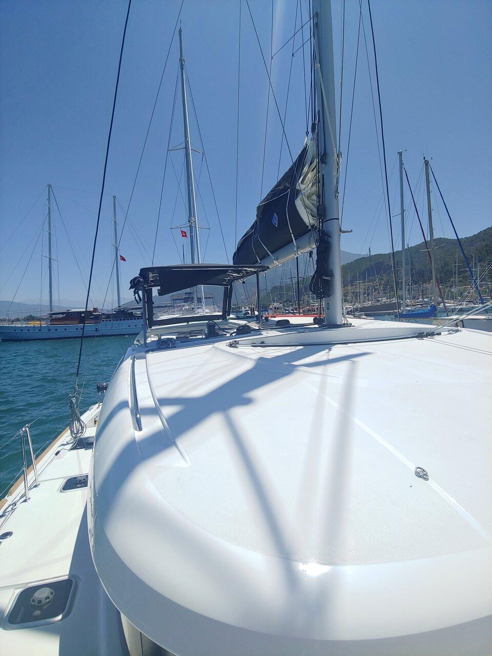 Lagoon 40 Leo
